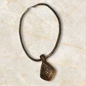 Premier Designs Pendant Necklace